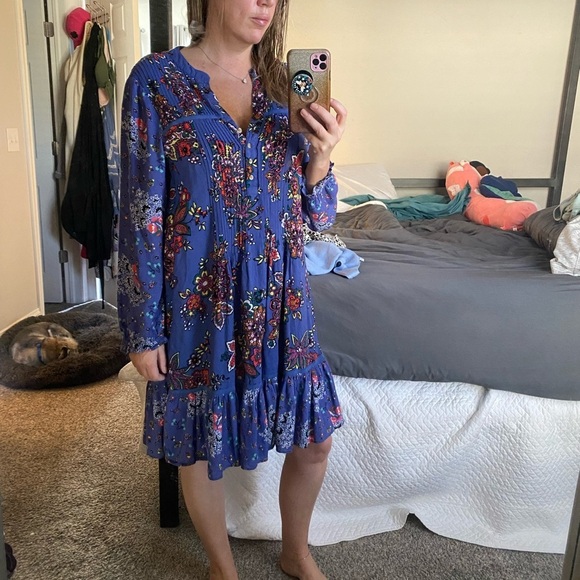 Anthropologie Dresses & Skirts - Anthropologie floral long sleeve dress